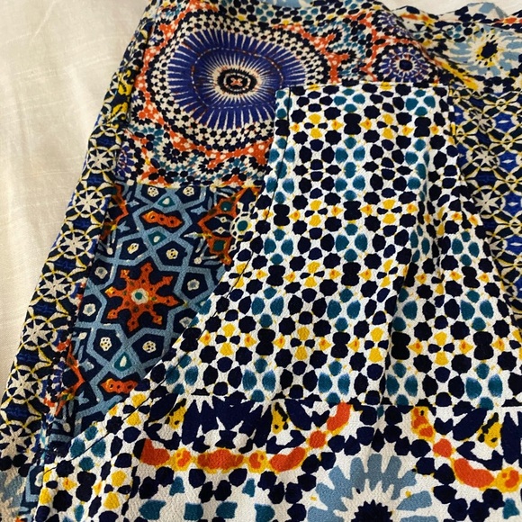 Desigual Shasa Pattern Shorts (10) - Picture 8 of 12